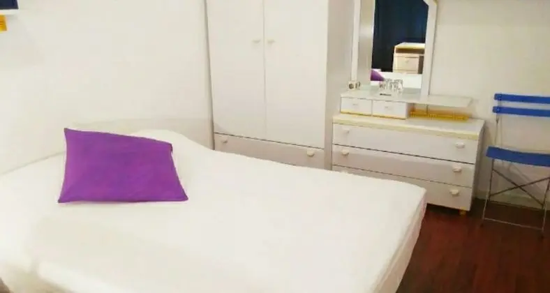 Economy Oda, Avlu Manzaralı