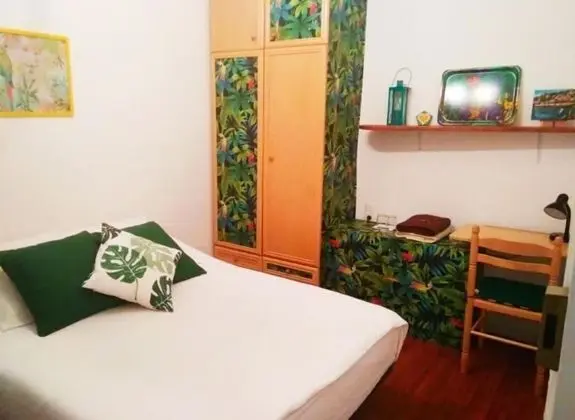 Economy Oda, Avlu Manzaralı