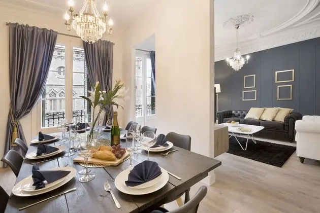 Apart Daire, 4 Yatak Odası, Balkon, Şehir Manzaralı