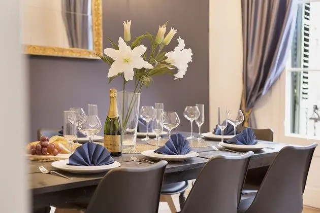 Apart Daire, 4 Yatak Odası, Balkon, Şehir Manzaralı