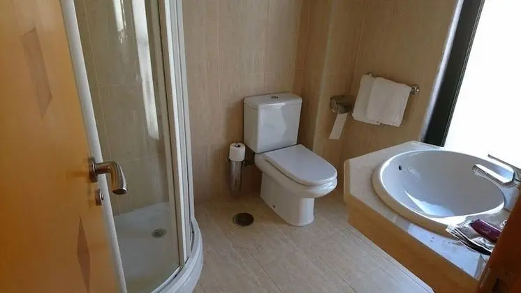 İki Ayrı Yataklı Oda, Balkon