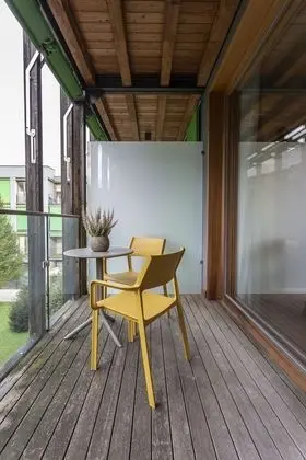 Tek Büyük Yataklı Oda, Ortak Banyo (Balcony)