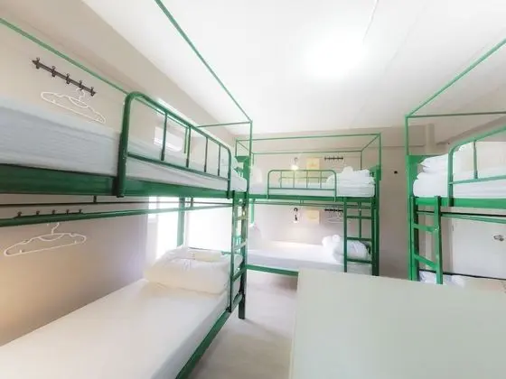 6 Bed Female Dorm Room