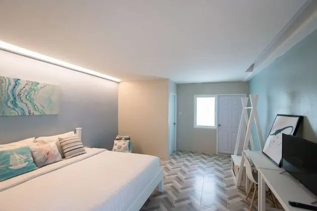 One Bedroom with Ensuite Bathroom-Double Bed