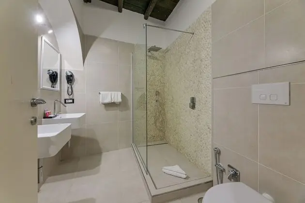 Standard Üç Kişilik Oda