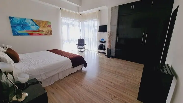 Süit, 1 En Büyük (King) Boy Yatak ve Çekyat
