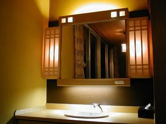 Traditional Oda, Sigara İçilebilir (New Building, 8 Tatami)