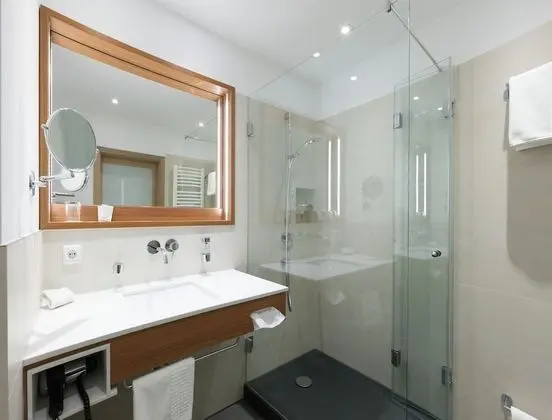 Comfort Büyük Yataklı Tek Kişilik Oda