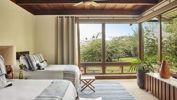 Oda, 2 Büyük (Queen) Boy Yatak