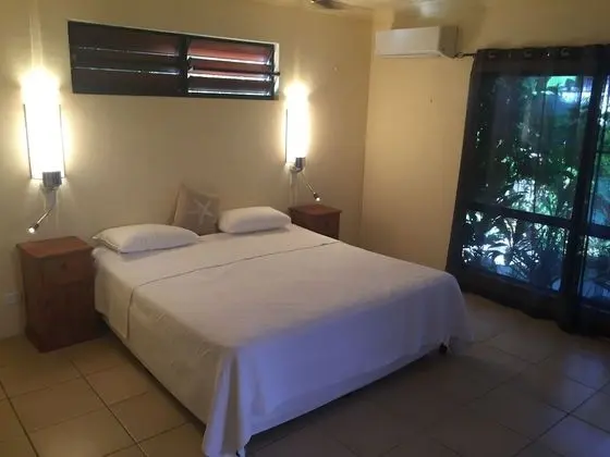 Ev, Bahçe Manzaralı