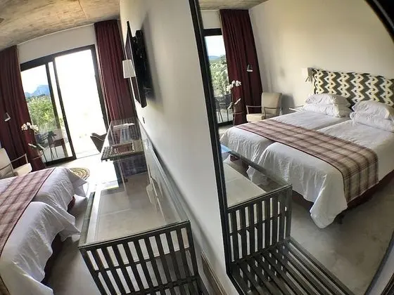 Tek Büyük Yataklı Oda (La Rosata Garden)