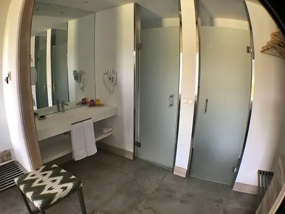 Tek Büyük Yataklı Oda (La Rosata Garden)