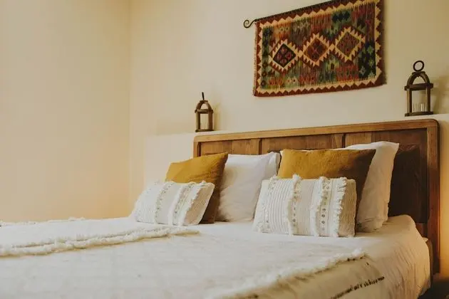 Exclusive Tek Büyük Yataklı Oda