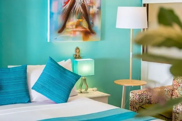 Deluxe Suite with private terrace on the beach
