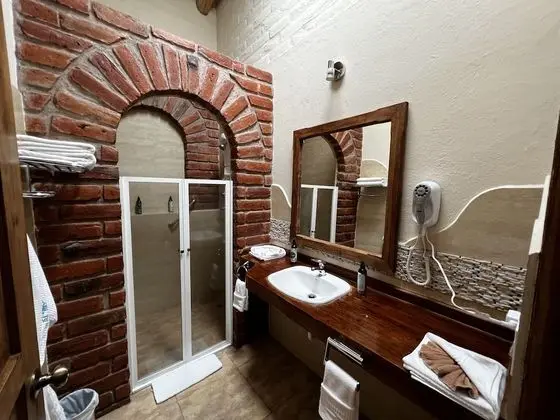 Exclusive Tek Büyük Yataklı Oda