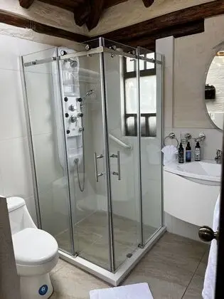 Luxury Tek Büyük Yataklı Oda