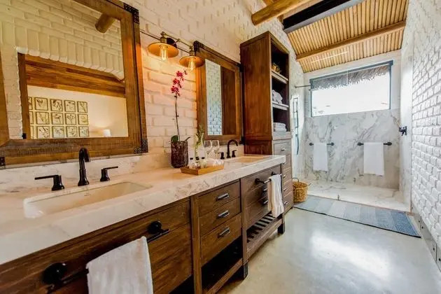 Luxury Tek Büyük veya İki Ayrı Yataklı Oda, 1 En Büyük (King) Boy Yatak, Veranda (Restored Stable)