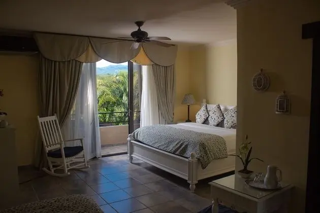 Double Room Single Use (Las Cascadas)