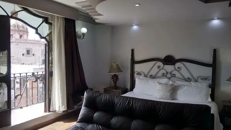 Standard Oda, 1 En Büyük (King) Boy Yatak, Sigara İçilmez