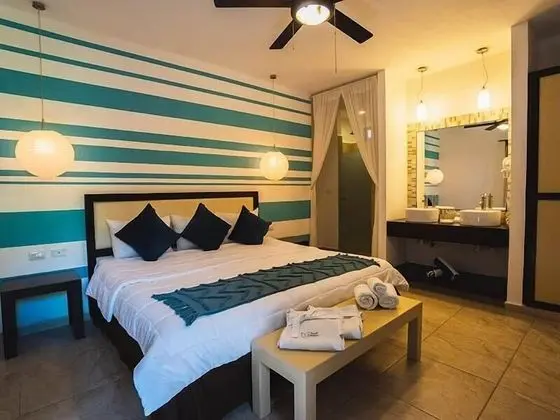 Grand Deluxe Room