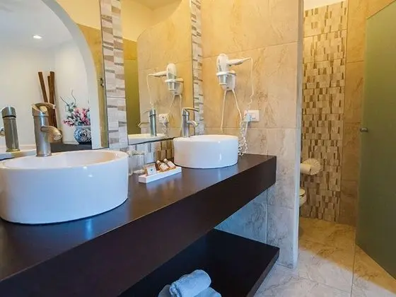 Grand Deluxe Suite