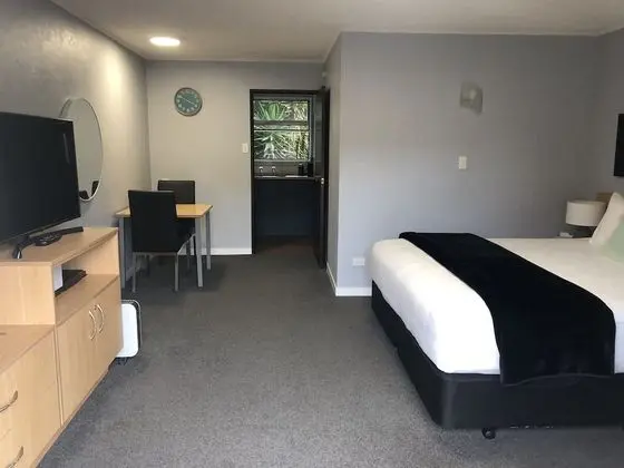 Executive Oda, Sigara İçilmez, Küçük Mutfak (Access Studio Unit)