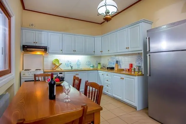 Villa, 4 Yatak Odası, Havuz Manzaralı