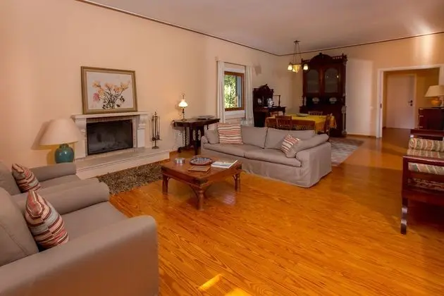 Villa, 4 Yatak Odası, Havuz Manzaralı