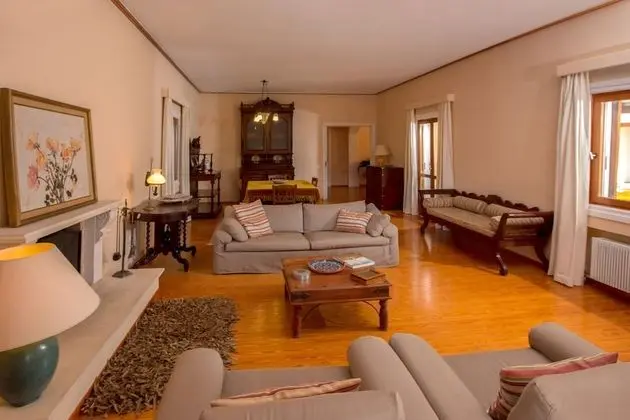 Villa, 4 Yatak Odası, Havuz Manzaralı