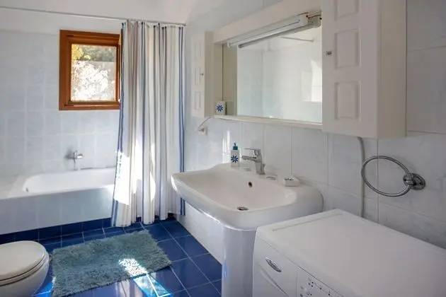 Villa, 4 Yatak Odası, Havuz Manzaralı