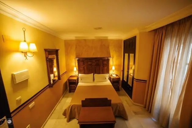 Tek Büyük Yataklı Oda (with extra bed)