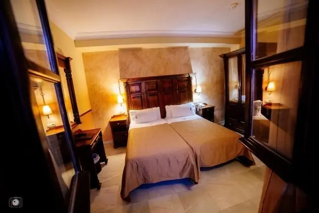 Tek Büyük Yataklı Oda (with extra bed)