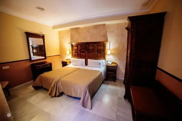 Tek Büyük Yataklı Oda (with extra bed)