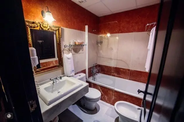 Tek Büyük Yataklı Oda (with extra bed)