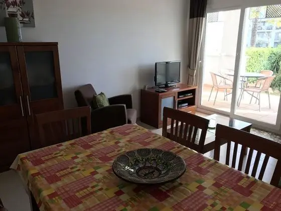 Apart Daire, 2 Yatak Odası, Havuz Manzaralı