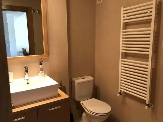 Apart Daire, 2 Yatak Odası, Havuz Manzaralı