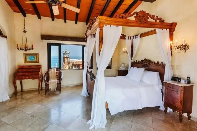 Royal Suite Celestial, 1 Queen Bed, Terrace, Bay View