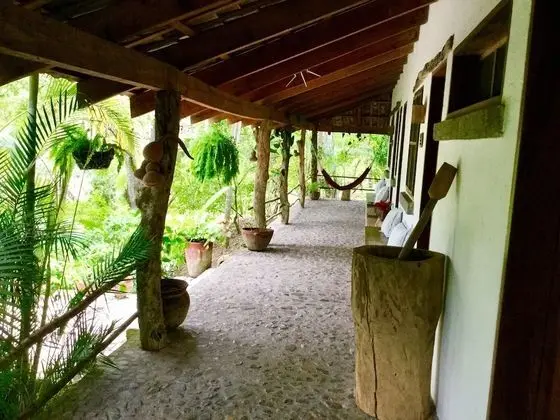 Deluxe Üç Kişilik Oda, Birden Çok Yatak, Bahçe Manzaralı