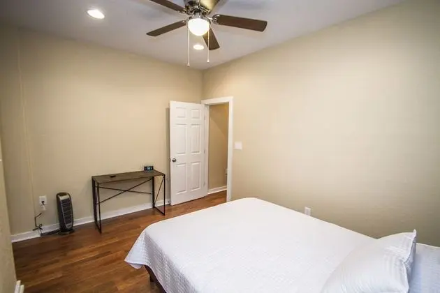 Ev (2 Bedrooms)