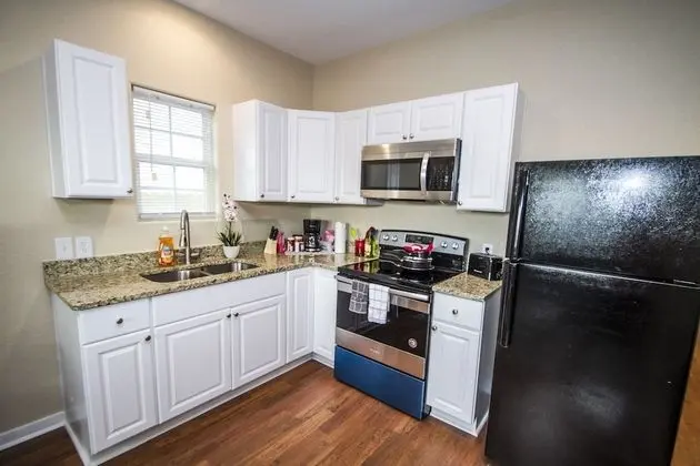 Ev (2 Bedrooms)