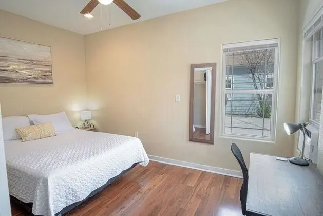 Ev (1 Bedroom)