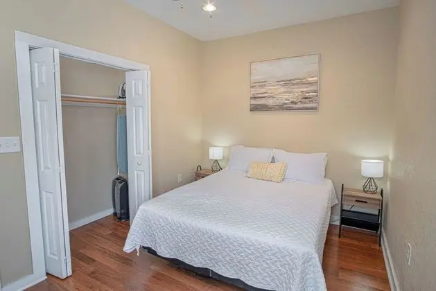 Ev (1 Bedroom)