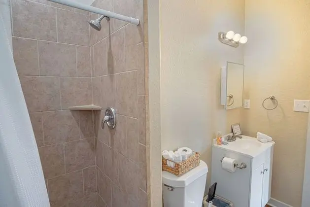 Ev (1 Bedroom)