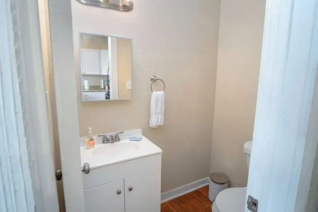 Ev (1 Bedroom)