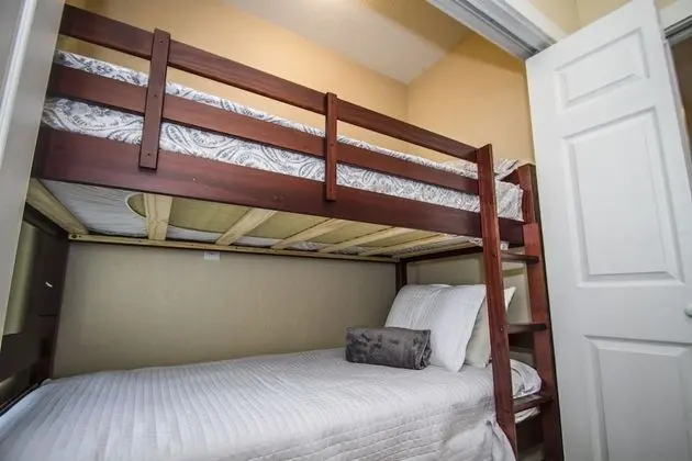 Ev (1 Bedroom)