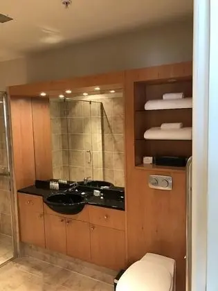 Deluxe Tek Büyük Yataklı Oda (Queen)
