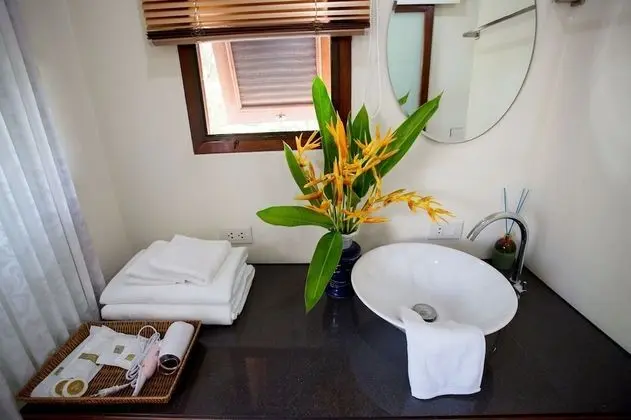 Deluxe Villa, 1 Queen Bed, Terrace, Garden View