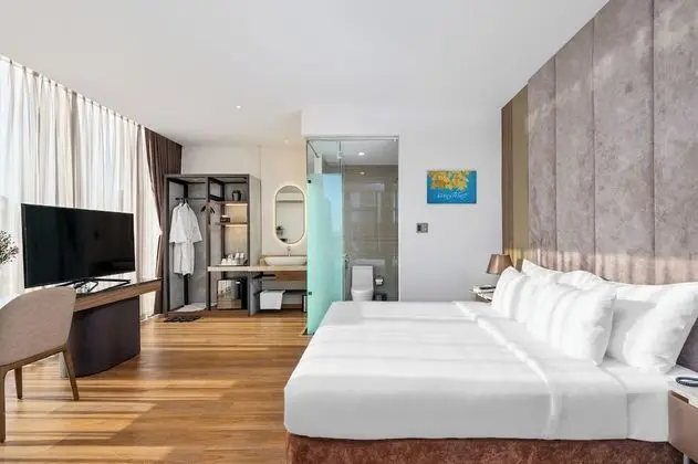 Deluxe Tek Büyük Yataklı Oda