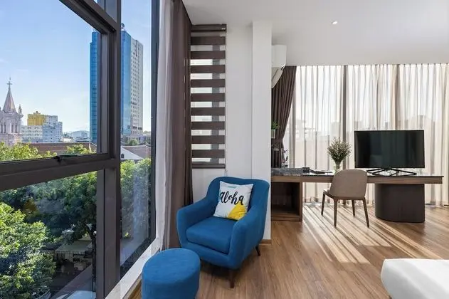 Deluxe Tek Büyük Yataklı Oda