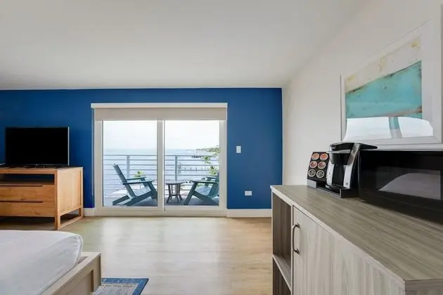 2 Double Beds Ocean View